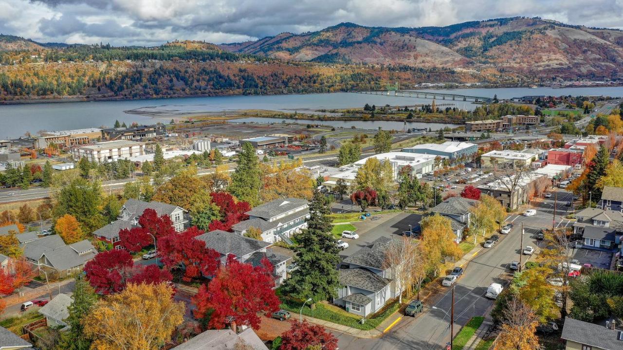 15 Lodge With Hood River Bridge View Exterior photo